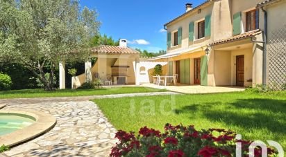 Traditional house 10 rooms of 300 m² in Nîmes (30900)