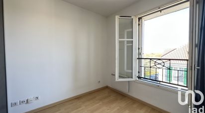 Studio 1 room of 27 m² in Carrières-sous-Poissy (78955)