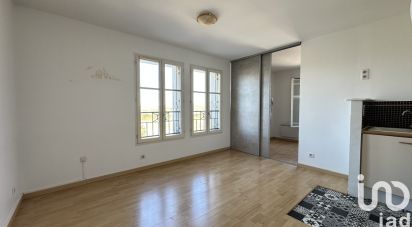 Studio 1 room of 27 m² in Carrières-sous-Poissy (78955)