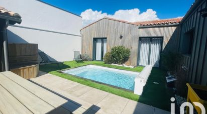 Architectural house 7 rooms of 195 m² in Dompierre-sur-Mer (17139)